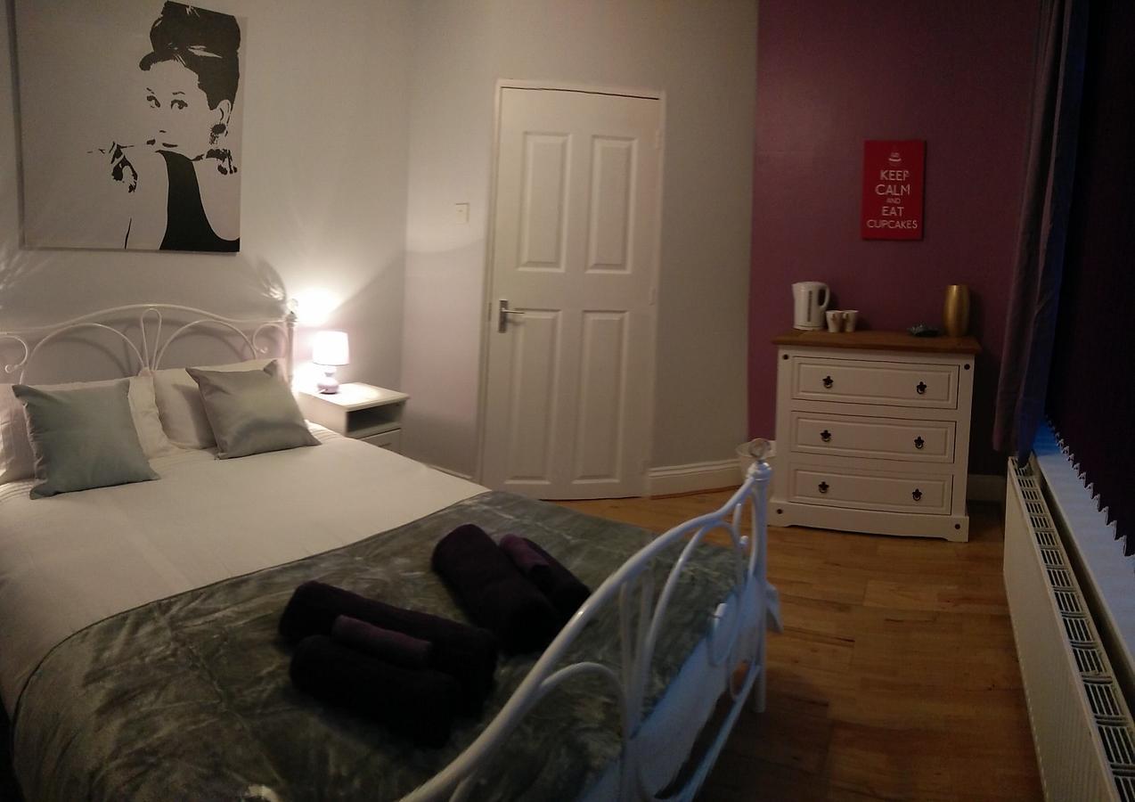 Old Trafford Guest House Sale Exterior photo